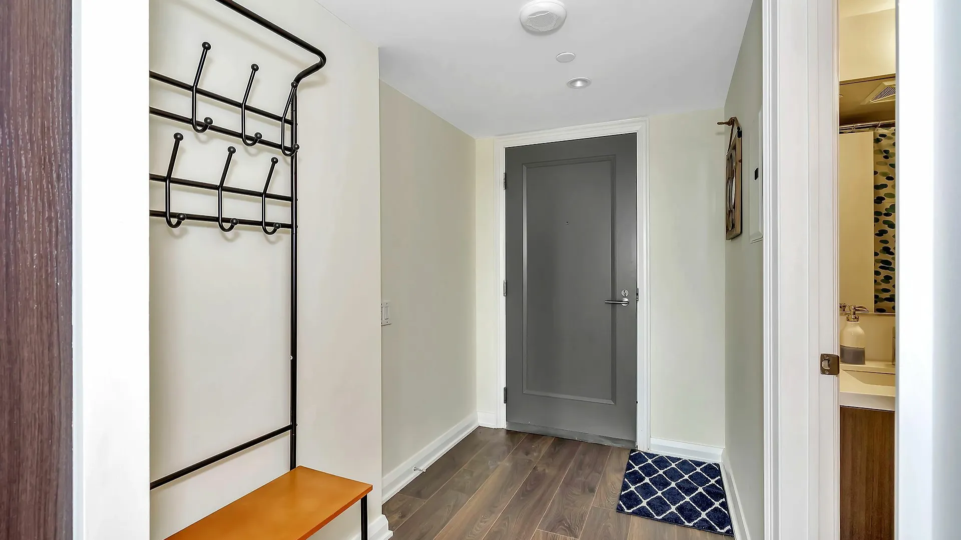 Quickstay - Elegance In Yorkville Toronto 4*,