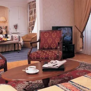Sutton Place Hotel